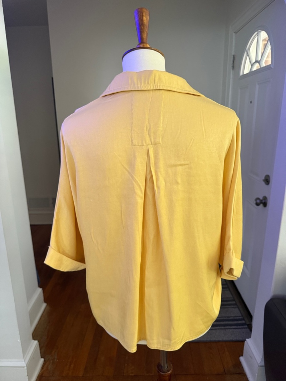 Lulus Yellow Top Size Small - Picture 5 of 5